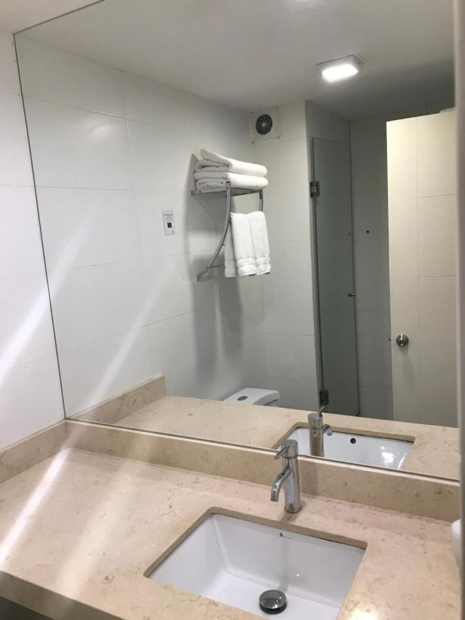 Hermoso Apartamento Con Piscina Miraflores- Canvas Лима Екстериор снимка